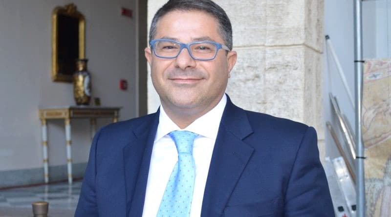Carmelo Pullara, da ormai ex capogruppo all’Ars: Resto nel centrodestra