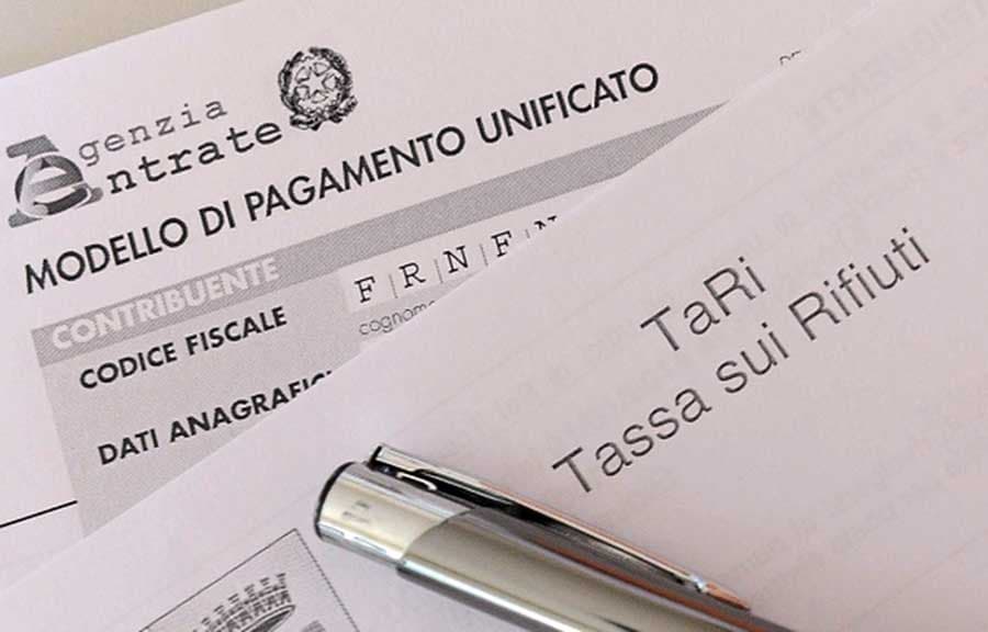 “Le bollette della Tari, tassa sui rifiuti, sono l’unica cosa efficiente nell’intero servizio rifiuti