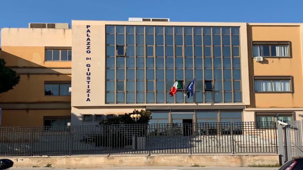 “Elevata pericolosità sociale” disposto il ricovero coatto per un 24enne