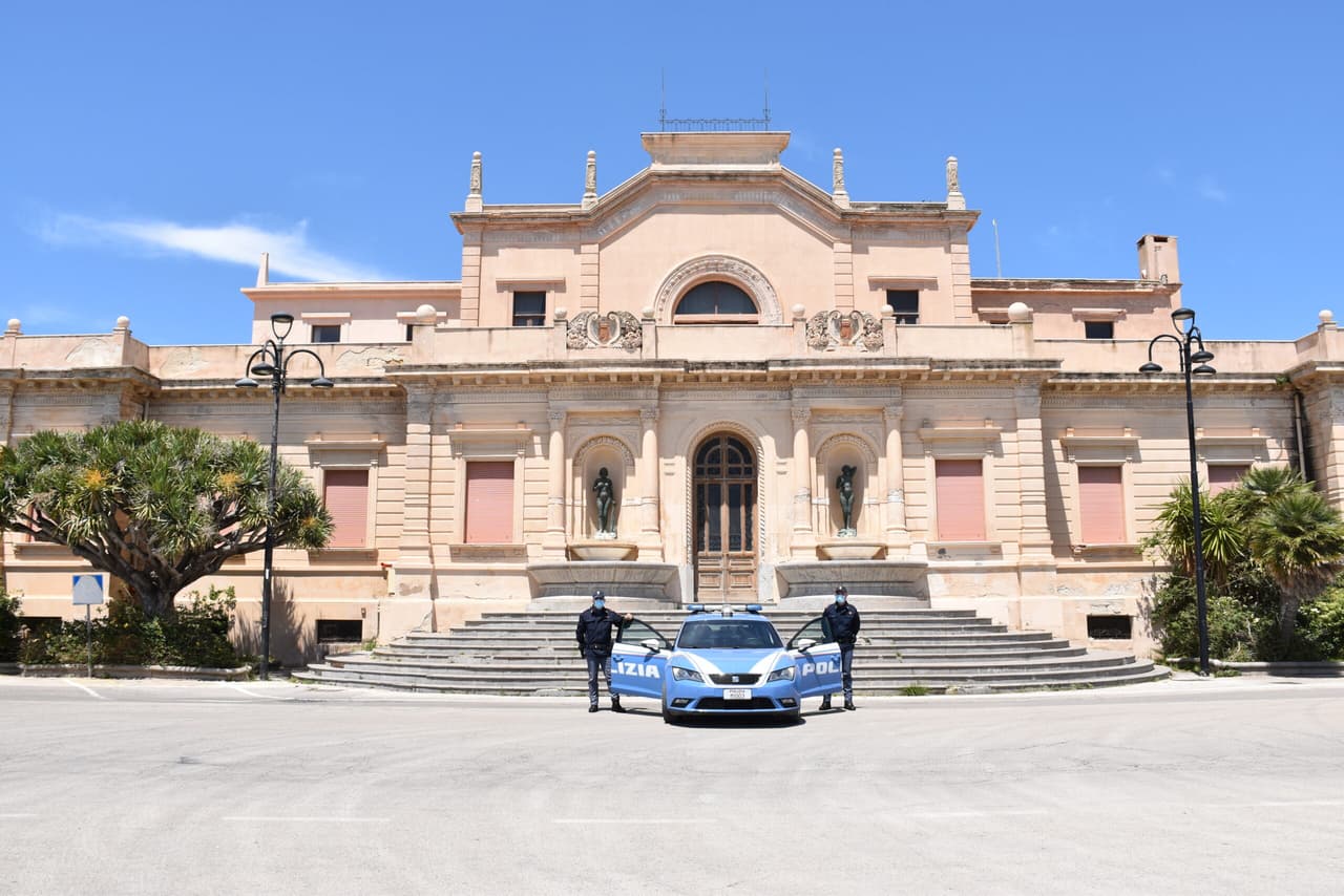 Vandalismo alle Terme di Sciacca, la Polizia deferisce alla Procura numerosi soggetti tra cui minori