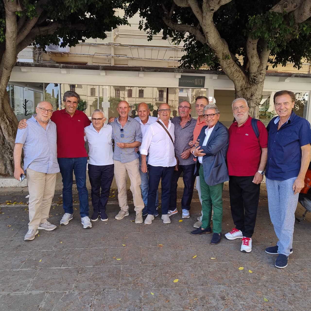 La V A del Liceo Scientifico “Leonardo” di Agrigento del 1976 festeggia i 50 anni dal diploma