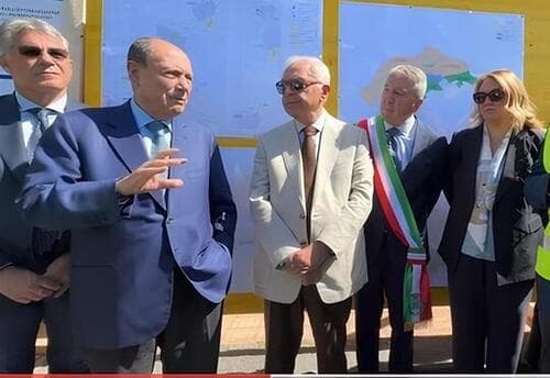Schifani: riduzione acqua nell’agrigentino? Colpa dei Comuni